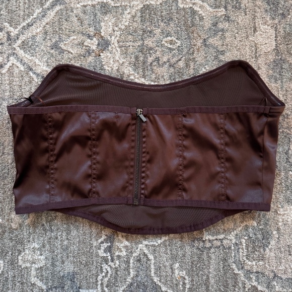 NWT Satin Corset - Picture 4 of 6